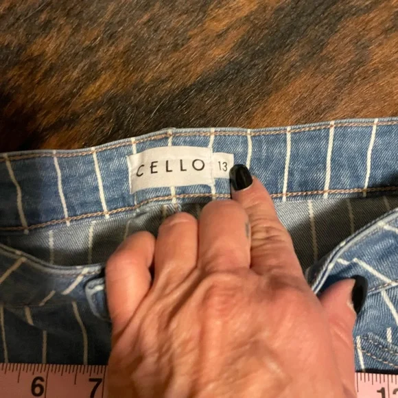 Cello Stripped Raw Hem Denim Jeans - Picture 3 of 6